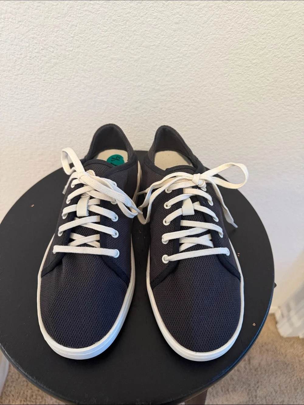 NEW OluKai Navy and White Low-Top Sneakers